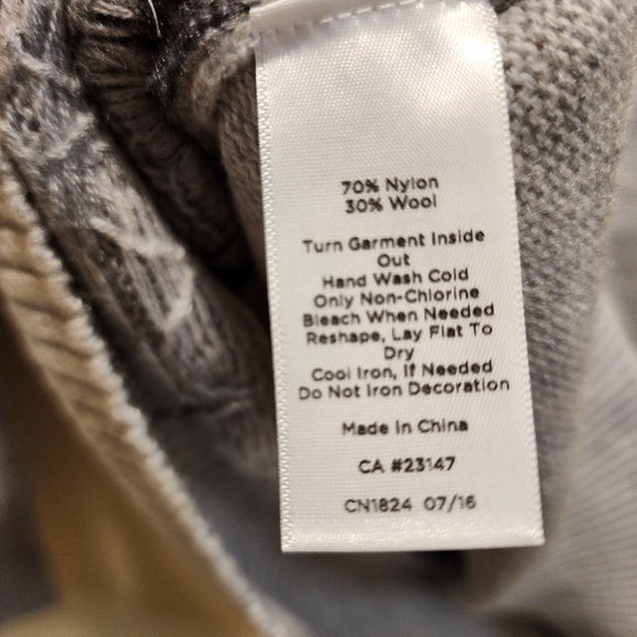 Talbot women's gray Size M - Picture 8 of 9